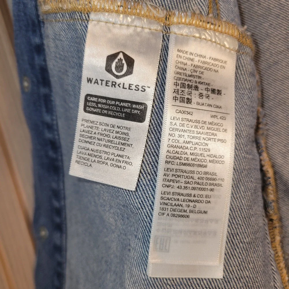 Levis Mens Vintage Fit Trucker Jacket Denim Hooded Jersey Sleeves A0632-0000 M